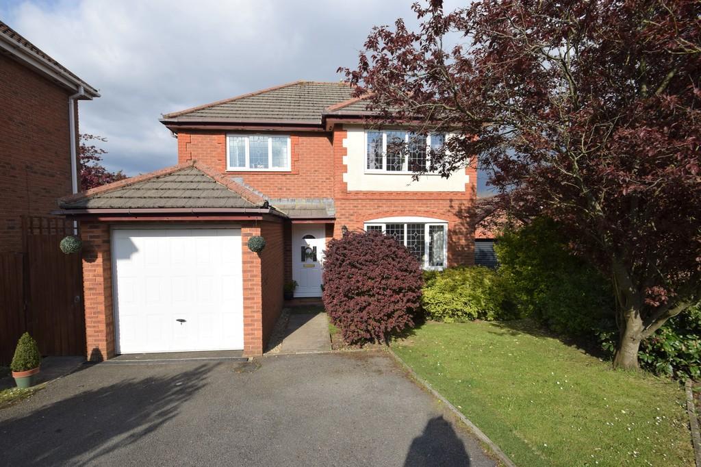 4 Llwyn Glas, Broadlands, Bridgend... 4 bed detached house £310,000