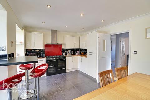 3 Beech Tree Glade, London, E4 6BG