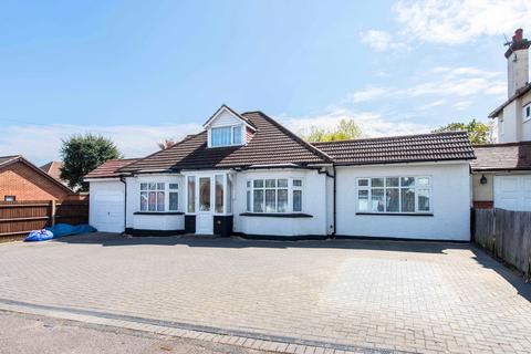 31 The Mead, Wallington, SM6 9DU