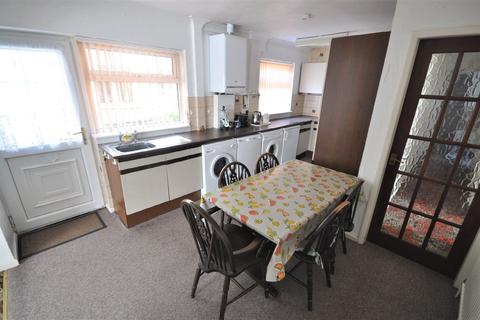 8 Redland Crescent, Thorne, Doncaster, DN8 5JP