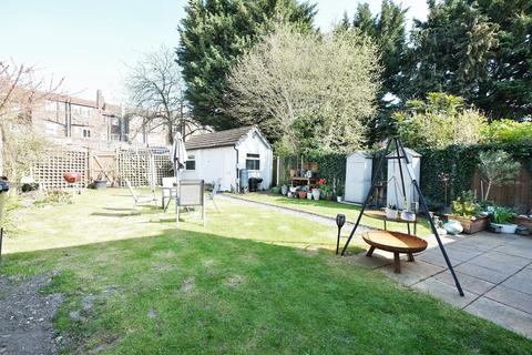7 Willow Close, Orpington, BR5 2AZ