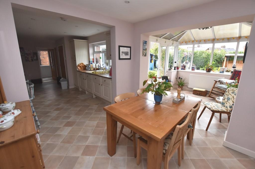 Christchurch Lane, Market Drayton 4 bed detached house £385,000