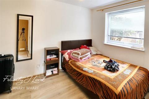 1 bedroom flat to rent, Barnfield Place, E14