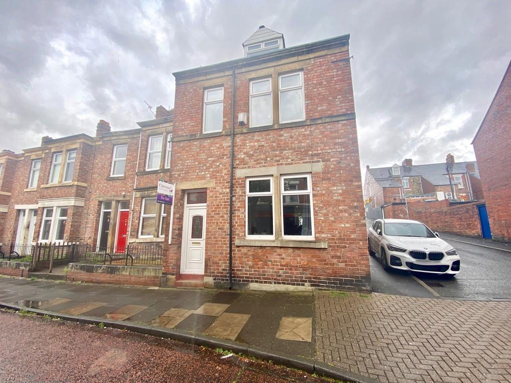 Eastbourne Avenue, Bensham 4 bed end of terrace house £165,000