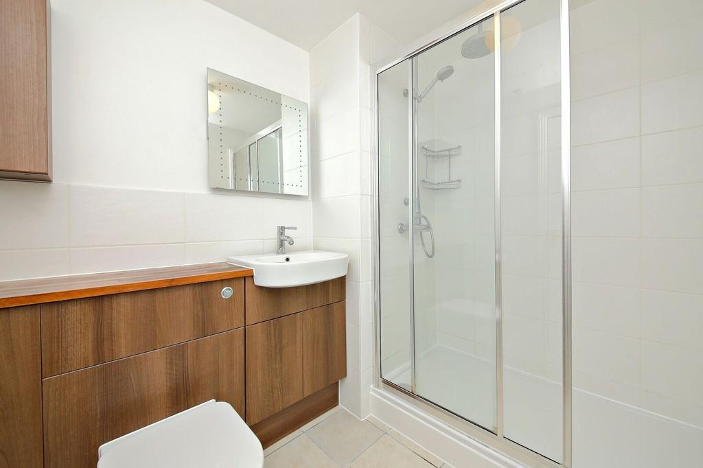 Apartment in London, Kensal Town, Maida Hill - View 4