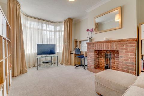 38 Bourton Road, Solihull, B92 8AY