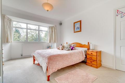 38 Bourton Road, Solihull, B92 8AY