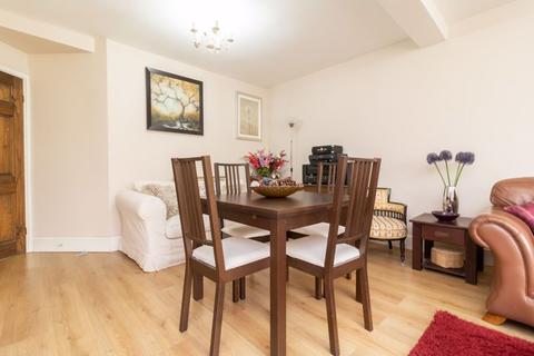 58a The Green, Warlingham, CR6 9NA