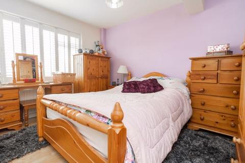 58a The Green, Warlingham, CR6 9NA