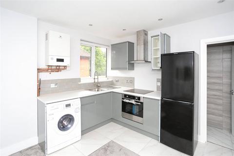 1 bedroom apartment to rent, Flat 2 28 The Avenue, Watford, Herts, WD17