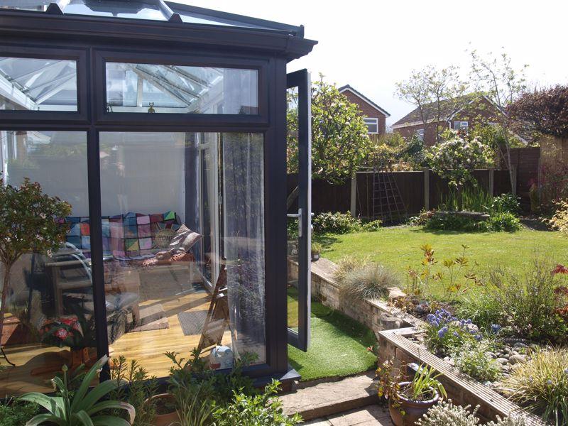 Elmwood Road, Barnton, CW8 4NG 3 bed detached house £270,000