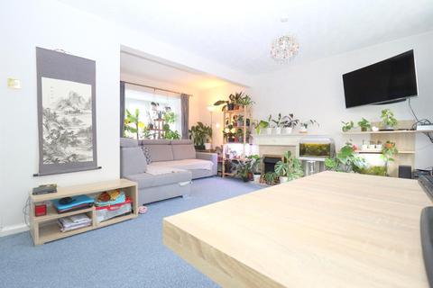 14 Cromer Way, Luton, LU2 7EE