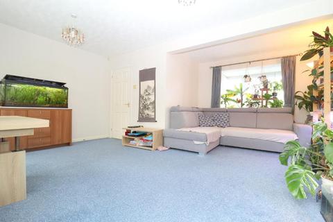 14 Cromer Way, Luton, LU2 7EE