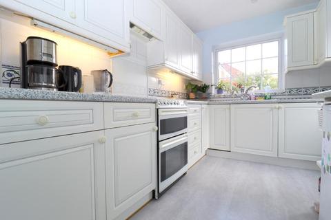 14 Cromer Way, Luton, LU2 7EE