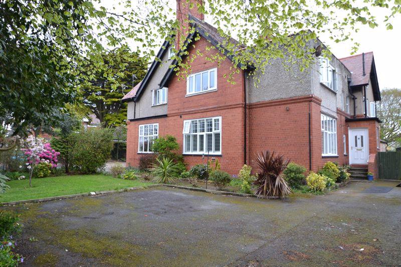 Meols Drive, Hoylake 3 bed £395,000
