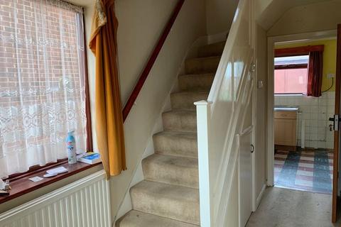 48 Ramsay Gardens, Romford, RM3 7NS