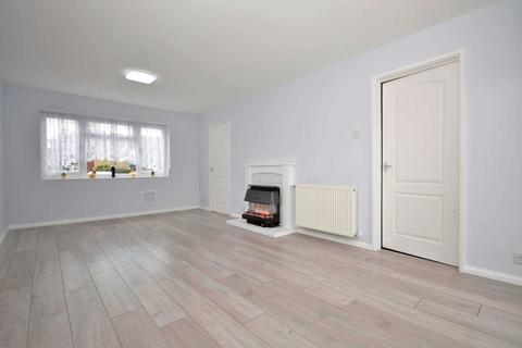 97 Honeypot Lane, Fryerns, Basildon, SS14 2LH