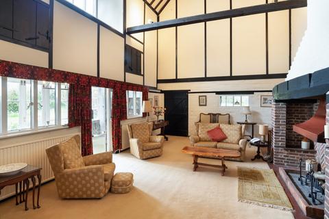 Mount Lodge Cullens Hill, Elham, Canterbury, CT4 6UJ