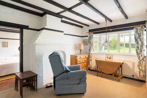Mount Lodge Cullens Hill, Elham, Canterbury, CT4 6UJ