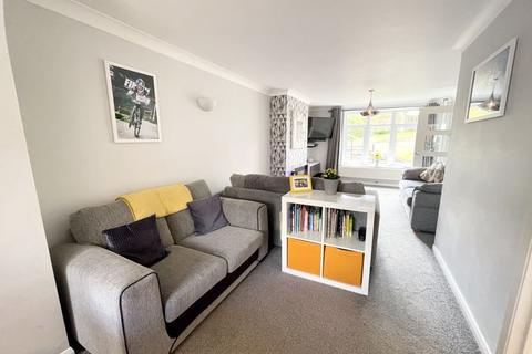 12 Bowland Crescent, Dunstable, LU6 3QD
