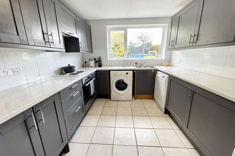 12 Bowland Crescent, Dunstable, LU6 3QD