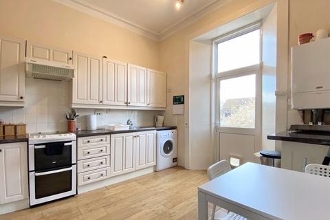 36a Bellevue Crescent, Ayr, KA7 2DR