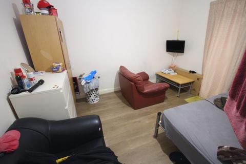 52 Keats Way, Greenford, UB6 9HE