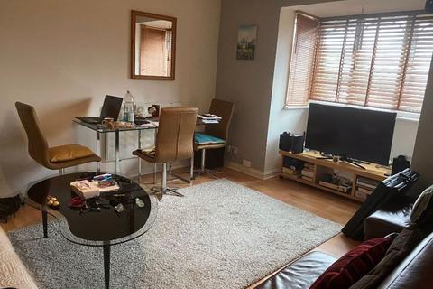 47 Vicarage Close, Northolt, UB5 5EG