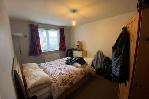 47 Vicarage Close, Northolt, UB5 5EG