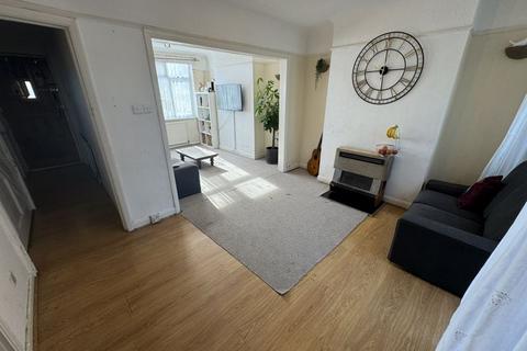 154 Islip Manor Road, Northolt, UB5 5EE