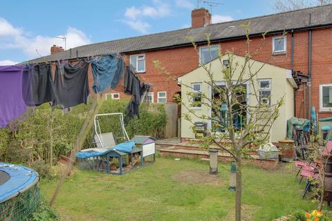 23 Ainsty Road, Harrogate, HG1 4AW
