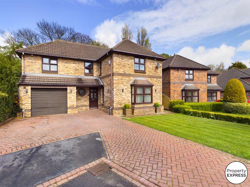 Abbey Court, Normanby, TS6 9BU 4 bed detached house £365,000