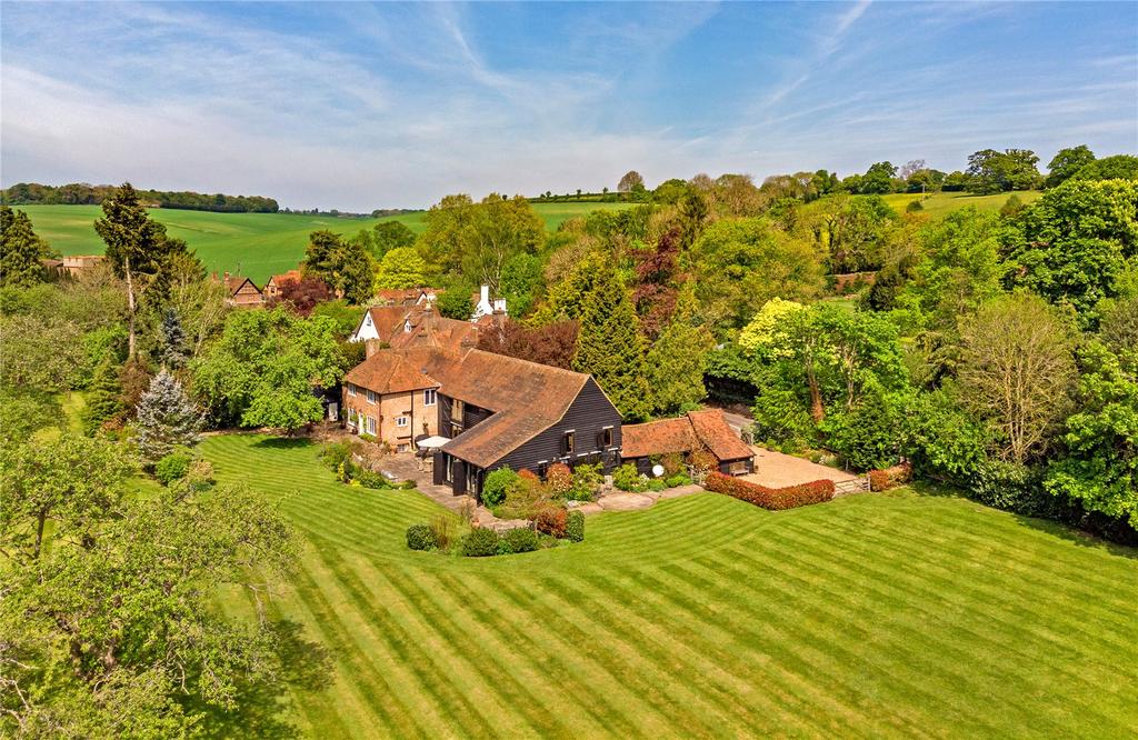 Nettleden, Hemel Hempstead... 4 bed character property £2,850,000