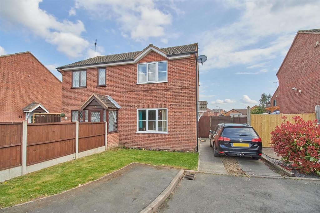 Severn Avenue, Hinckley 2 bed semidetached house £180,000