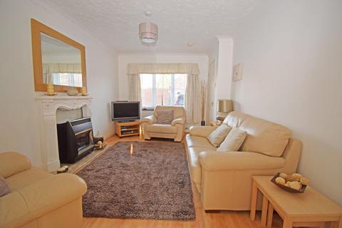 19a Crabtree Drive, Bromsgrove, B61 8NX