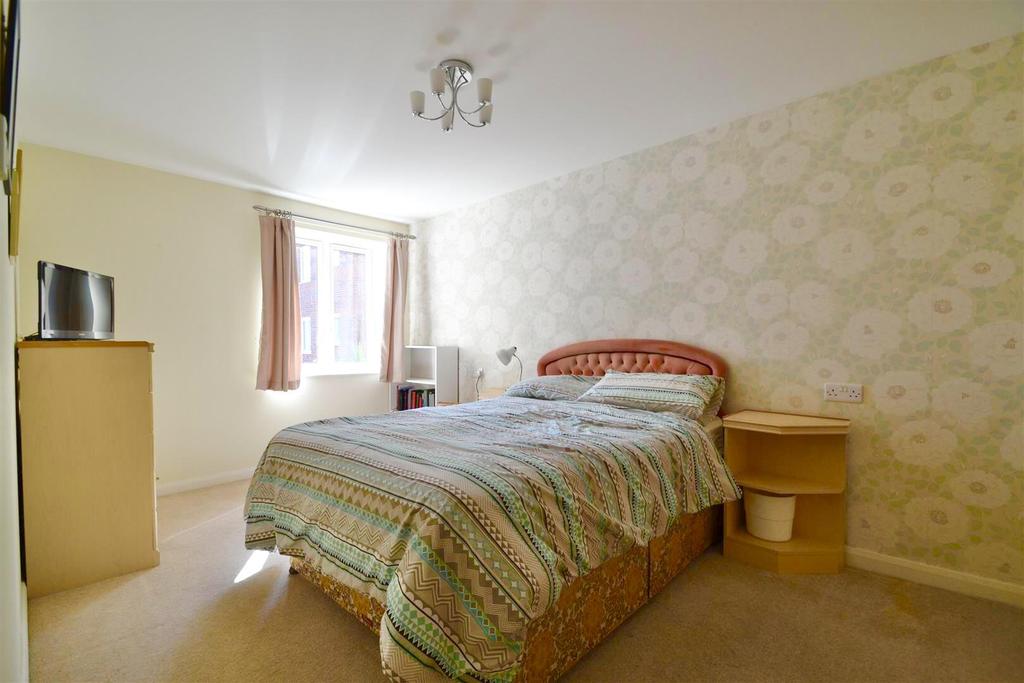 F42 DFED6-8 DB2-4 D3 C-B6 E4-A927345 B7 F59.jpeg