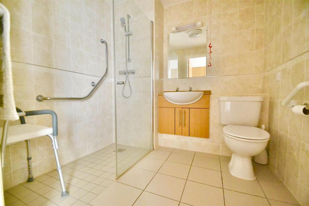 09 B3 DB5 C-051 D-415 E-837 C-C90 DDF0 F6 C20.jpeg