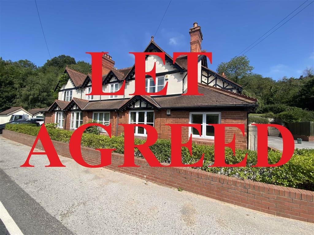 Denbigh Road, Nannerch, Flintshire 2 bed apartment £700 pcm (£162 pw)