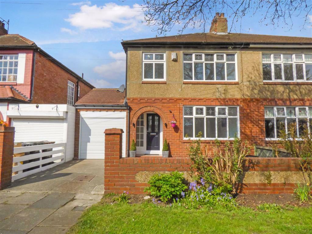 Bromley Avenue, Monkseaton 3 bed semidetached house £295,000