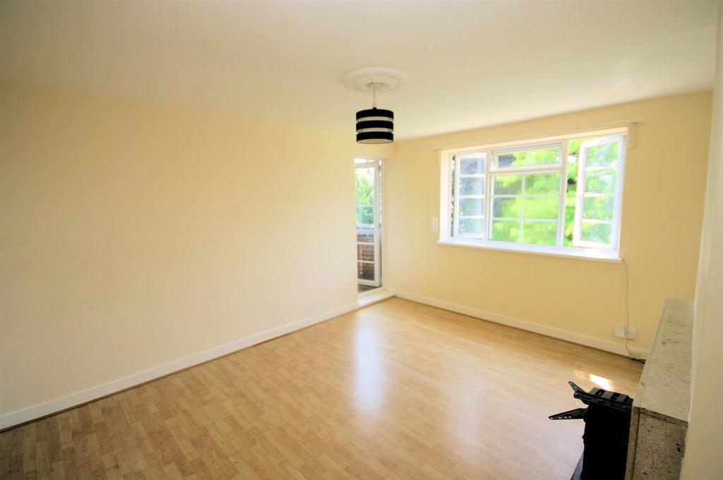 View of Combined Lounge/Diner