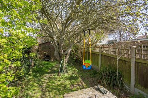 106 Downs Road, Walmer, Deal, CT14 7TB