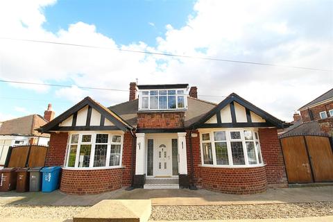 835 Anlaby Road, Hull, HU4 6DJ