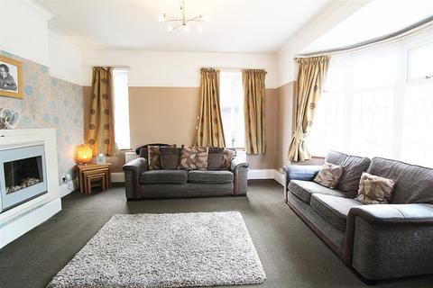 835 Anlaby Road, Hull, HU4 6DJ