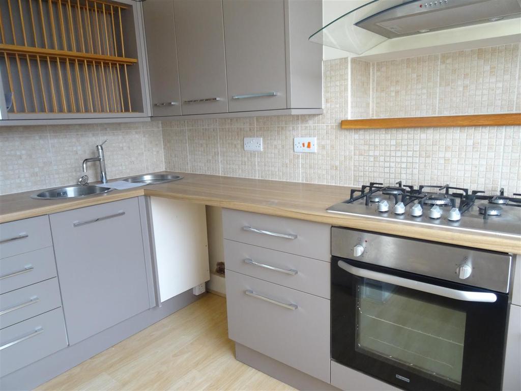 Eyton Lane, Baschurch, Shrewsbury 2 bed apartment £575 pcm (£133 pw)