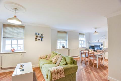 2 bedroom apartment to rent, Bishopfields Drive, York