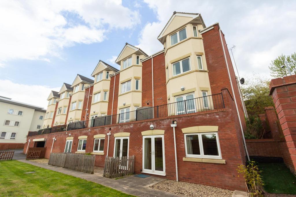 Ryland House, Redditch 1 bed apartment to rent £750 pcm (£173 pw)