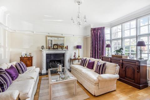 47 Manor Way, Beckenham, BR3 3LN