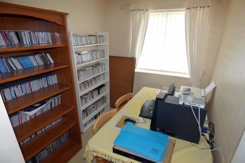 8 Biddick Close, Stockton-on-tees, TS19 0UJ