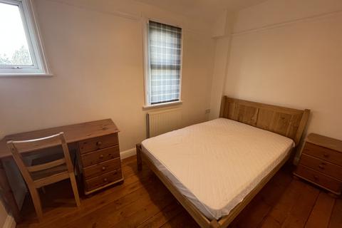 House share to rent, Cherry Hinton Road, Cambridge, Cambridgeshire, CB1