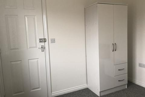 undefined, Room 5 Graham Road, Cambridge, Cambridgeshire, CB4